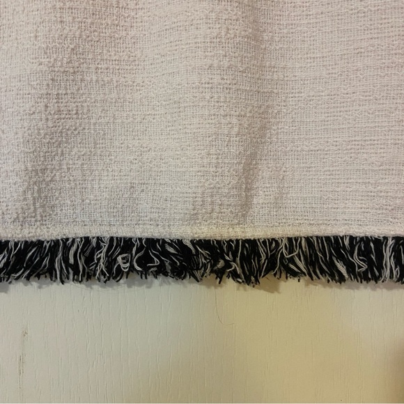 Off White Halter Top with Fringe Hem - Picture 4 of 7